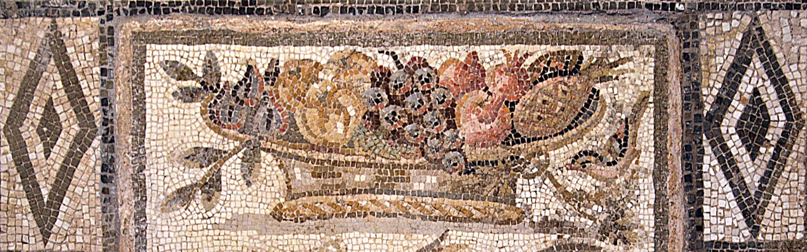Mystery in an Ancient Mosaic article image Mystery in an Ancient Mosaic article image