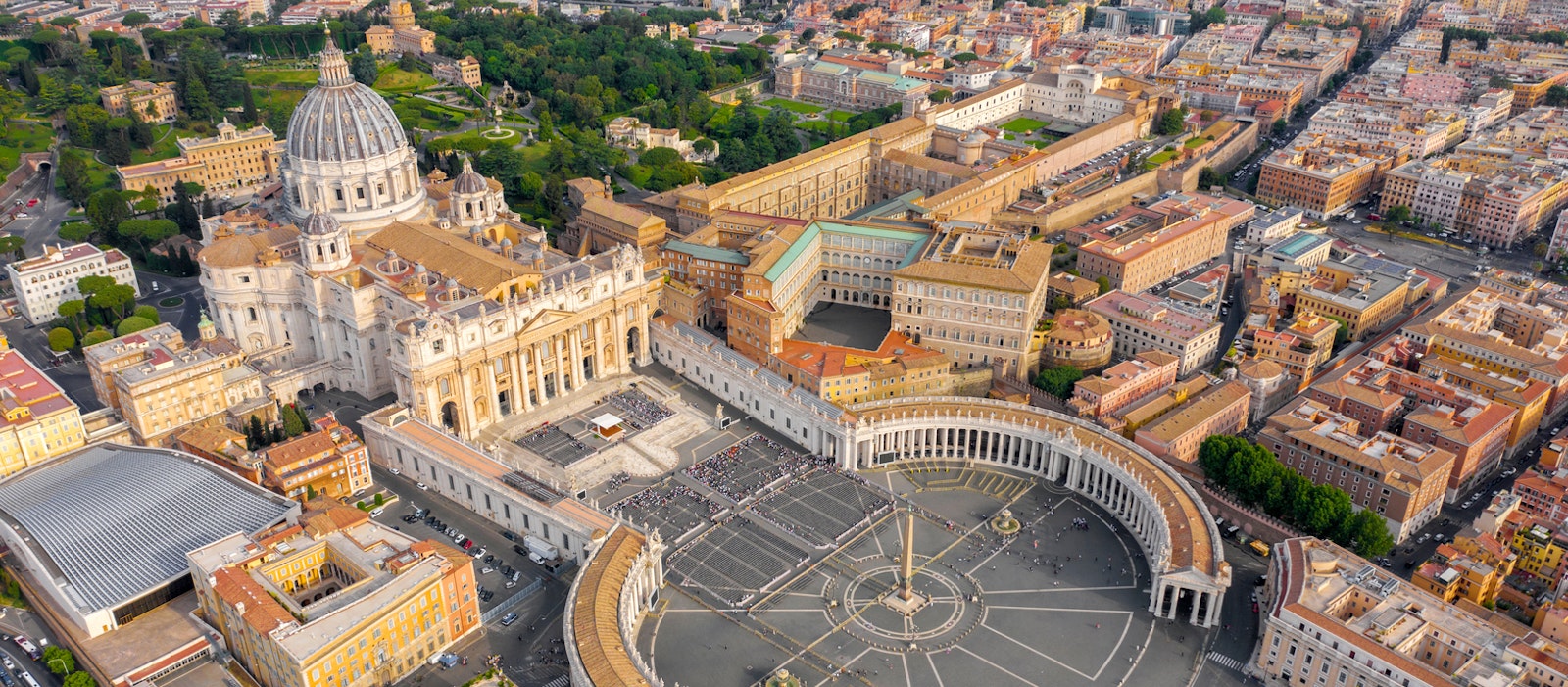 St. Peter's Basilica Private Tours image St. Peter's Basilica Private Tours image