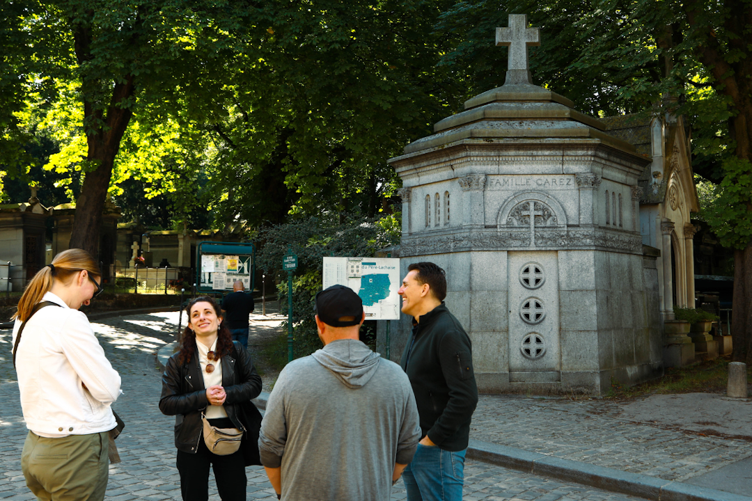 Paris: Père Lachaise Cemetery Private Walking Tour Paris: Père Lachaise Cemetery Private Walking Tour