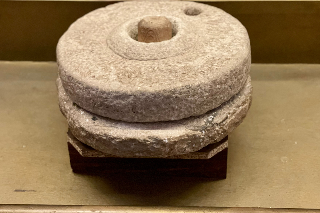 Sardinia: Wheat Mill, Cooking Class, and Nuraghi Sardinia: Wheat Mill, Cooking Class, and Nuraghi