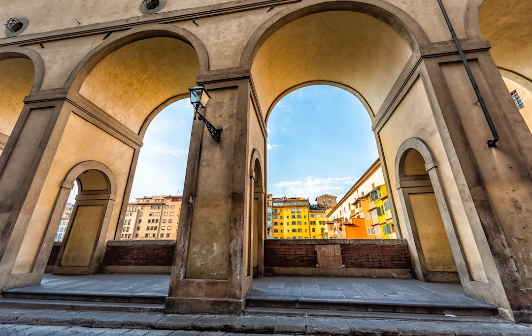Florence: Uffizi Gallery and Corridoio Vasariano Florence: Uffizi Gallery and Corridoio Vasariano